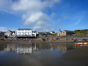 Ty'n Llan from Aberdaron Beach